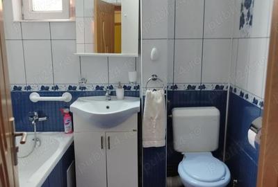 Apartament cu 3 camere decomandat în Central - 1