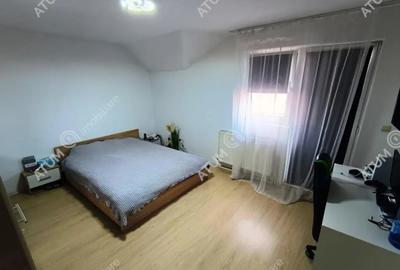 Casă cu 5 camere cu Canalizare în Vasile Aaron - 7