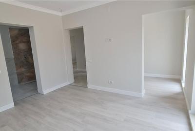 Casă cu 4 camere cu Teren 664 Mp în Zimandu Nou - 14