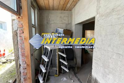 Casă individuală cu 5 camere cu Canalizare în Central - 5