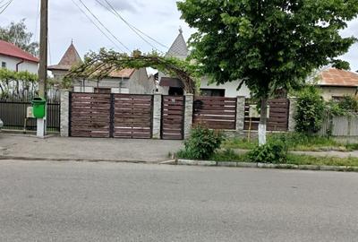 Casă cu 4 camere în Central - 3