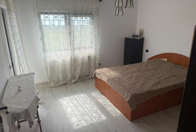 Casă cu 4 camere în Central - 4