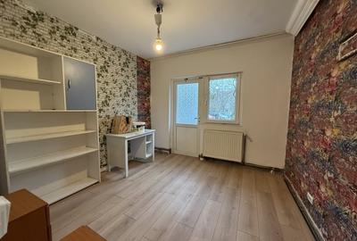 Apartament cu 3 camere decomandat, mobilat în Lipovei - 3