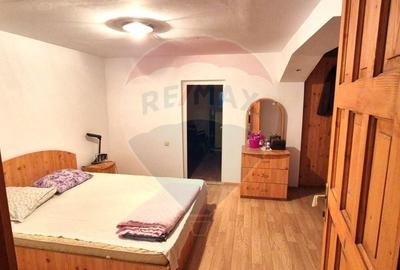 Casa individuala  6 camere de vanzare in Clinceni teren 1000mp - 9