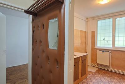 Apartament cu 3 camere semidecomandat în Țiglina 1 - 3