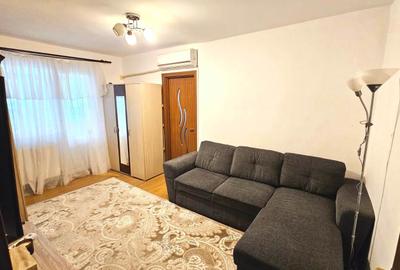 Apartament cu 3 camere nedecomandat, mobilat în Alexandru cel Bun