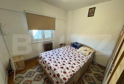 Apartament de vanzare cu 2 camere, decomandat Zona Indu - 3