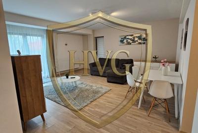 Apartament cu 2 camere semidecomandat, mobilat în Tei