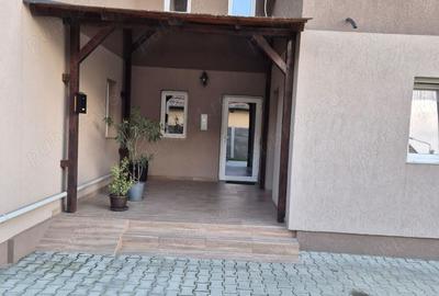 Apt la Parter Mobilat Utilat - Spre vanzare in Uberland (langa Timi?oara) - 2