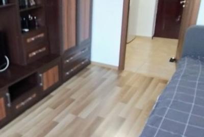 Garsonieră semidecomandată în Tractorul - 4