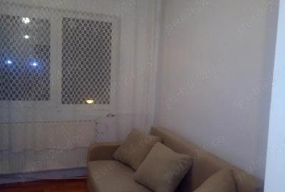 Proprietar vand garsoniera la UMT 18 mp, et 3 - 1