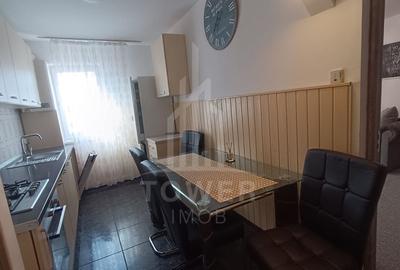 Apartament cu 3 camere semidecomandat în Central - 3