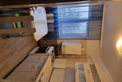 Apartament cu 4 camere nedecomandat în Central