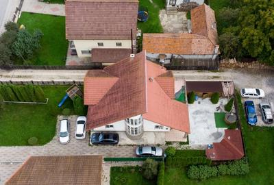 Casă individuală cu 7 camere cu Teren 747 Mp în Cheia - 2