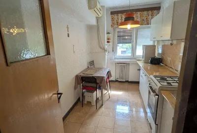 De vanzare Apartament 2 camere - Ultracentral - Universitate, sect 3 - 5