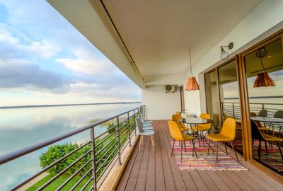 Mamaia 3 camere lux terasă cu  vedere frontala la lac parcare subterana - 34