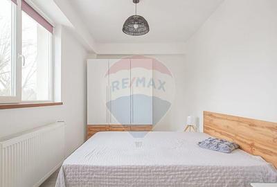 Apartament cu 3 camere de inchiriat in zona Tractorul - 2