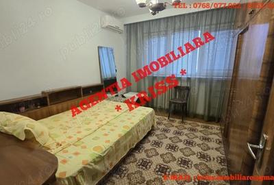 Apartament cu 4 camere decomandat în Central - 4