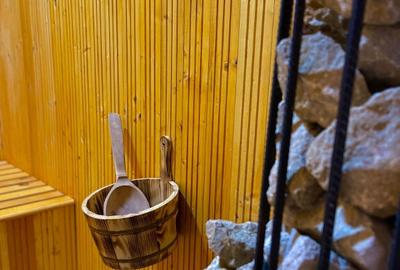 Casă cu 5 camere cu Teren 3900 Mp în Barticești - 11