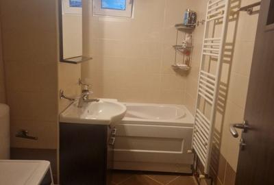 Apartament cu 3 camere decomandat în Micro 5 - 4