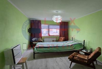 Apartament cu 4 camere decomandat în Central - 9