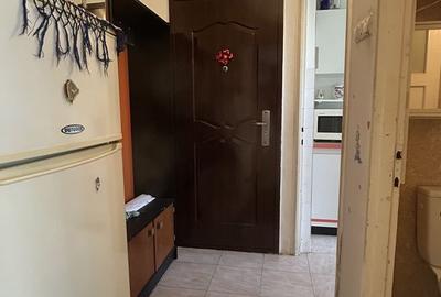 Garsonieră decomandată în Astra - 3