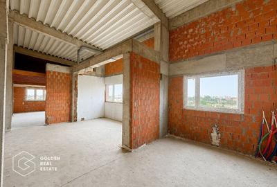 Penthouse cu 6 camere decomandat în Banu Mărăcine - 1