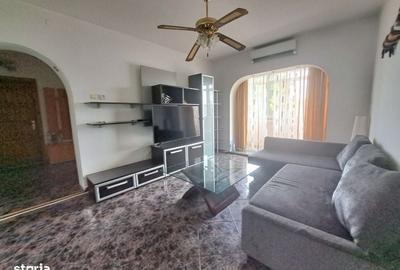 Apartament cu 2 camere semidecomandat în Micro 9