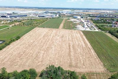 Teren Bolintin-Deal 2,5ha, deschidere 100 m, langa autostrada, acces rapid la A0 - 8