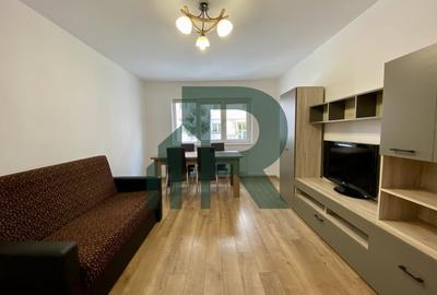 Apartament renovat cu 3 camere si 2 bai in Cartierul Strand - 11