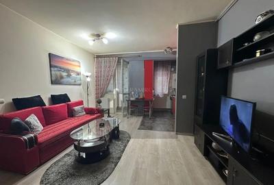 Apartament cu 2 camere semidecomandat, mobilat în Metalurgiei