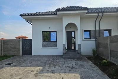 Casă cu 1 camere cu Teren 660 Mp în Sânandrei - 7