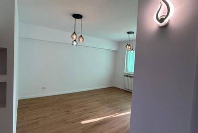 Apartament cu 4 camere în Central