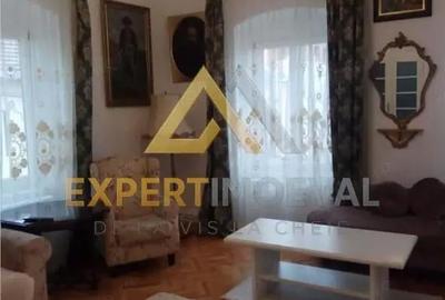 Casă cu 4 camere cu Teren 282 Mp în Orașul Vechi