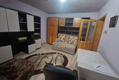 Garsoniera, mobilata/utilata, 27 mp., zona Sens - 2