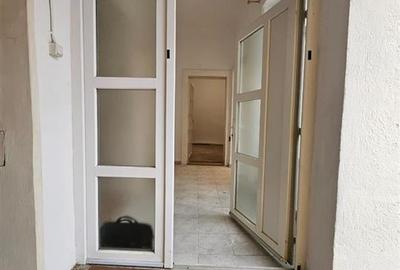 RECO Casa ultra-centrala cu 3 camere . - 2