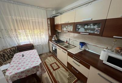Apartament 3 camere str Victoriei 73mp - 13