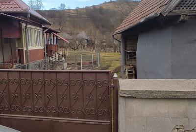 Casă cu 3 camere în Făureni - 4