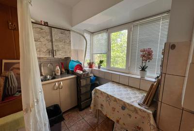 Apartament cu 3 camere decomandat în Mărășești - 4