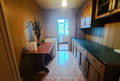 Vanzare Apartament 2 Camere, Decomandat , Micro 12 Targoviste - 6