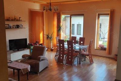 Casa zona Bucovina + anexa utilata 53 mp in curte - 6