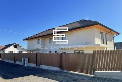 Casă individuală cu 4 camere cu Canalizare în Central