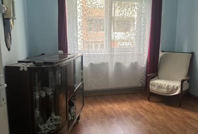 Apartament cu 2 camere decomandat în Petros - 5