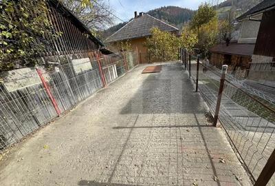 Proprietate spa?ioasa, curte generoasa in Campeni, ?ara Mo?ilor - 3