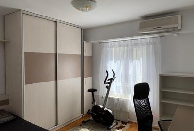 De Inchiriat Apartament  3 camere Unirii - Camera de Comert sect.4 - 6