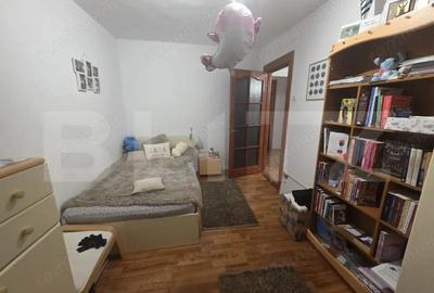 Apartament cu 3 camere semidecomandat în Micro 5 - 9