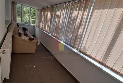 ULTRACENTRAL Bariera 2 cam 84mp, etaj 1 bloc cu lift Mobilat - 12