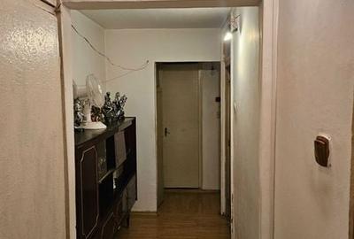 Apartament cu 3 camere decomandat în Apusului - 5