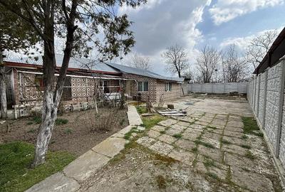 Casă cu Teren 550 Mp în Central - 2