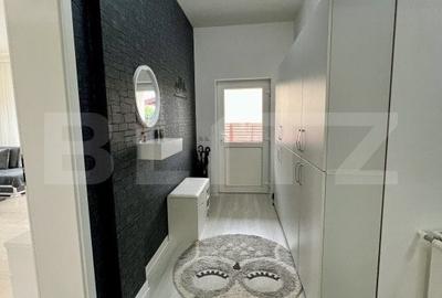 Casǎ cu 4 camere, zona Sanpetru - 12